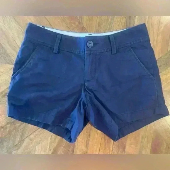 Lilly Pulitizer navy blue Callahan shorts size 2 - Picture 1 of 7